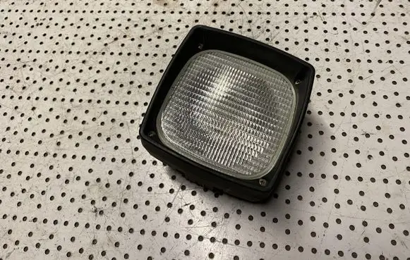 Mercedes-Benz Sprinter W901 W902 W903 W904 Non-factory (optional) fog light 