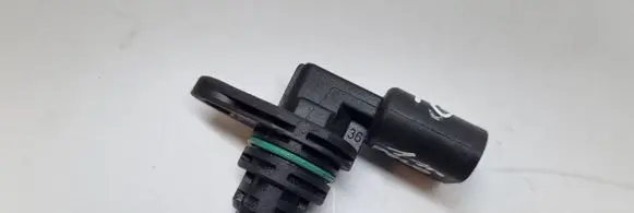 Volkswagen Polo V 6R Camshaft position sensor 030907601E