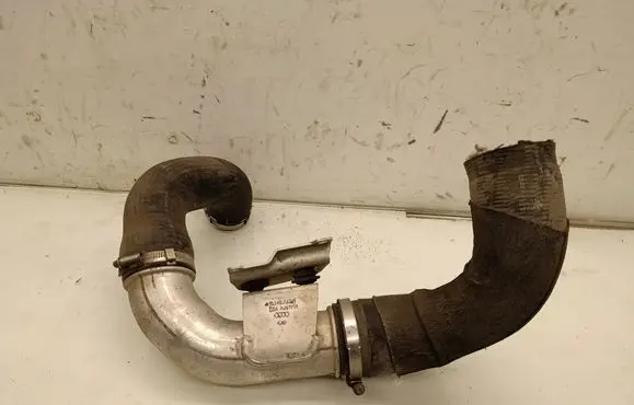 Intercooler hose/pipe