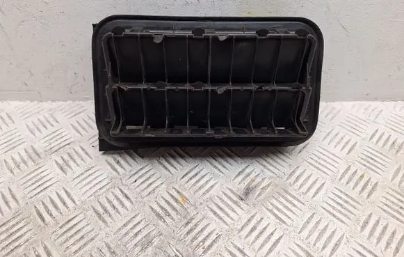 Toyota Land Cruiser (J120) Quarter panel pressure vent 6290460051 6290460050A1 6294033070