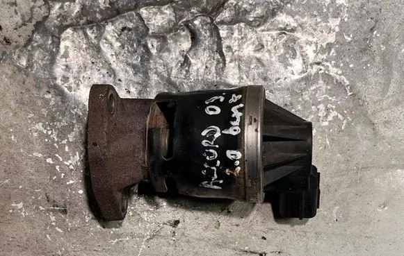 Honda Accord EGR valve cooler 50J31118 13133Y12