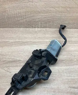 BMW 5 E39 Front door soft close latching motor FS578VA ED415720