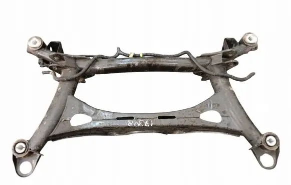 Volvo XC40 Rear axle beam 