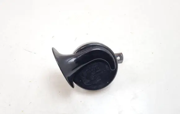Tesla Model S Horn signal 0020046