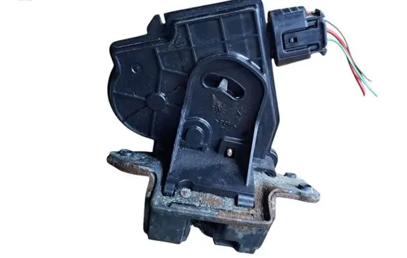 Toyota Auris 150 Tailgate/trunk/boot lock/catch/latch
