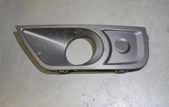 Renault Master III Front fog light trim/grill 263360029R