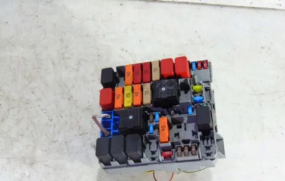 Fiat Grande Punto Fuse module