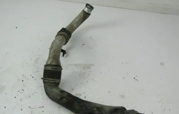 Volkswagen Polo III 6N 6N2 6NF Intercooler hose/pipe 