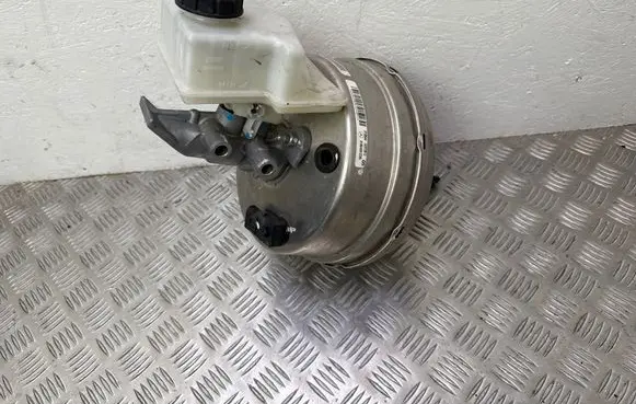 Mercedes-Benz ML W166 Brake booster A1664301230L 32073812 A163012303