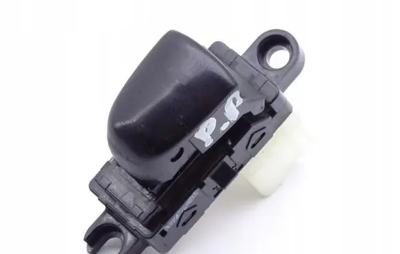 Nissan Navara Fog light switch 16209SD