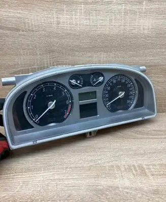 Renault Laguna II Speedometer (instrument cluster) 8200417830 5550009602