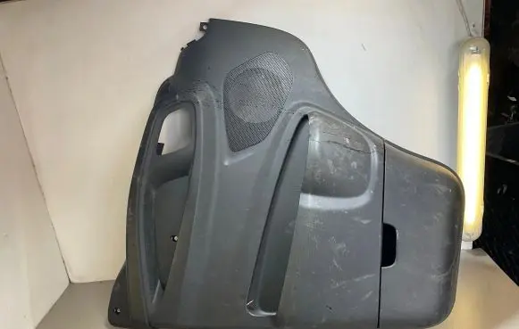 Iveco Daily 6th gen Front door card panel trim 5801567273 5801843297