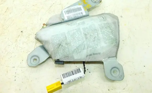 BMW 5 E39 Front door airbag 189425