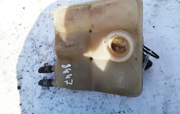 Volvo V50 Coolant expansion tank/reservoir 3m5h8k218aj 3m5h-8k218-aj
