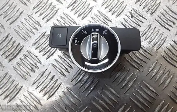 Mercedes-Benz A W176 Light switch 10091531