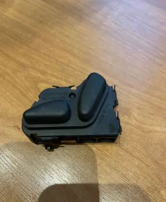 Mercedes-Benz E W211 Seat control switch 2108213851 03463815