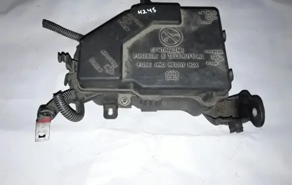 Alfa Romeo Giulietta Fuse module 50514168