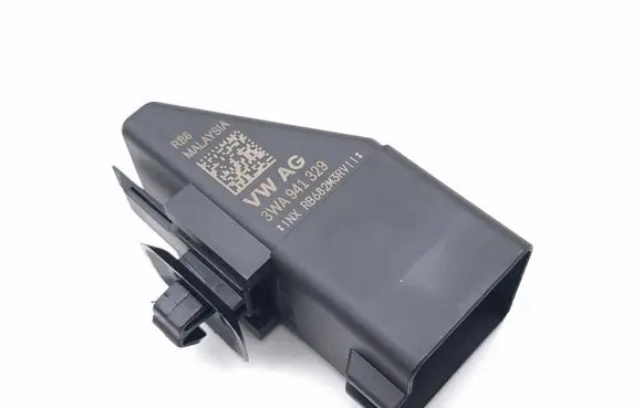Skoda Superb B9 Other relay 3WA941329 0281003229