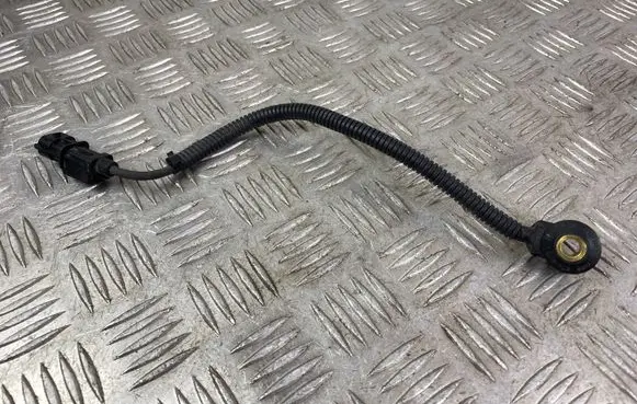 Hyundai Grand Santa Fe NC Detonation knock sensor 393203C300