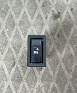 Toyota Avensis T250 Traction control (ASR) switch TR8801