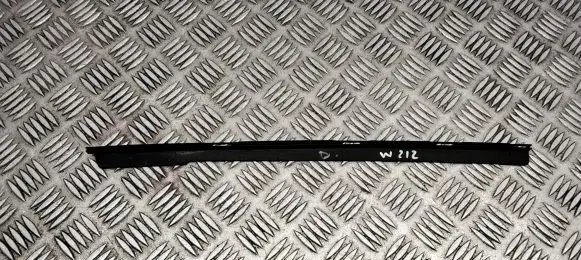 Mercedes-Benz E W212 Sunroof frame A2077840109