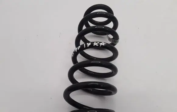 Volvo XC90 Front coil spring 31658306