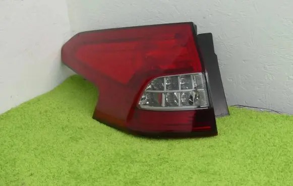 Citroen C5 Rear/tail lights A8x8-13405-Ax