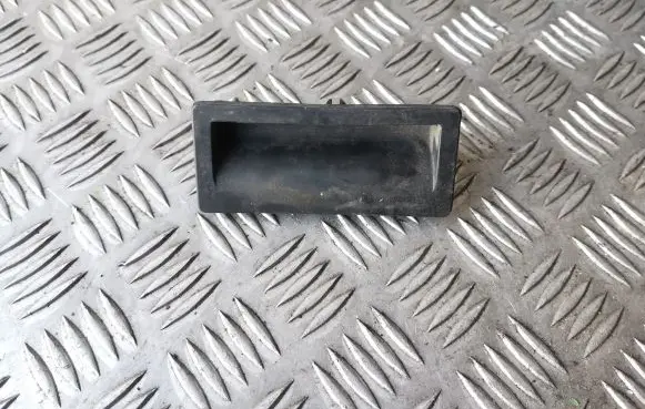 Audi A4 S4 B8 8K Tailgate opening switch 5N0827566