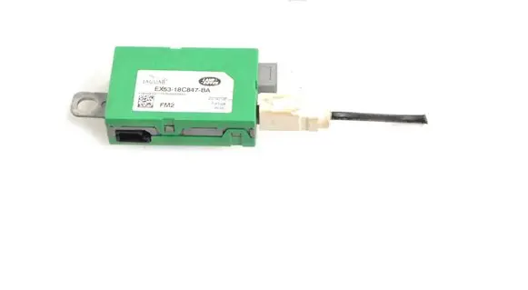 Jaguar F-Type Aerial antenna amplifier EX5318C847BA
