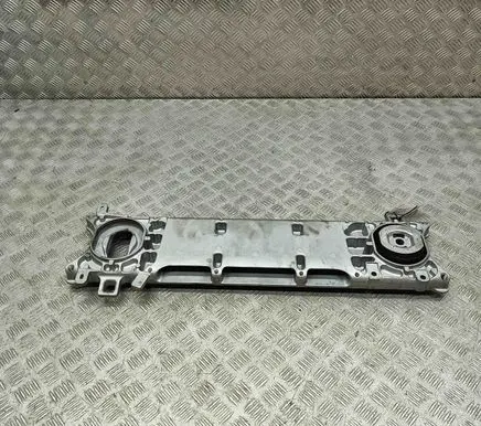 Peugeot 3008 III Engine mounting bracket 9840719280