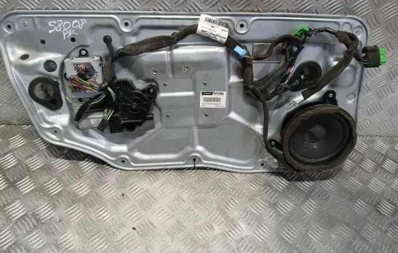 Volvo S80 Front door window regulator with motor 983039101