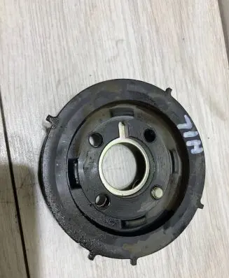 Toyota Hilux (AN10, AN20, AN30) Camshaft pulley/ VANOS 