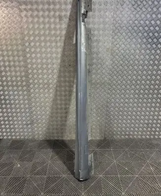 Mercedes-Benz A W176 Sill