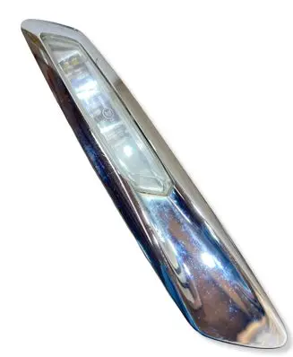 BMW 5 F10 F11 Front fender indicator light 7154168 7154170