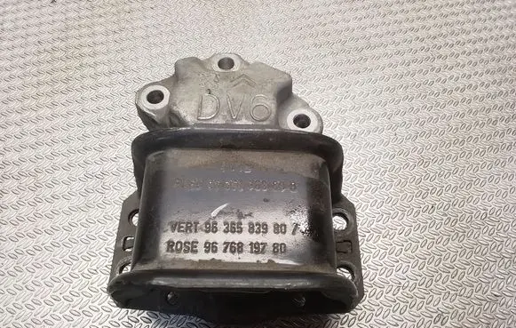 Citroen Berlingo Engine mount bracket 9636270080B