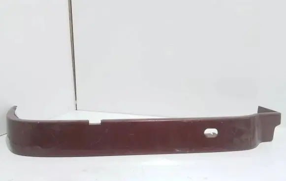 Volvo 850 Under headlight/headlamp trim 9151231 9151229