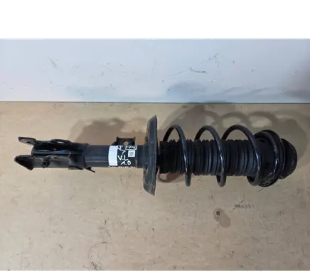 Toyota Yaris XP210 Front shock absorber/damper 48520K0070