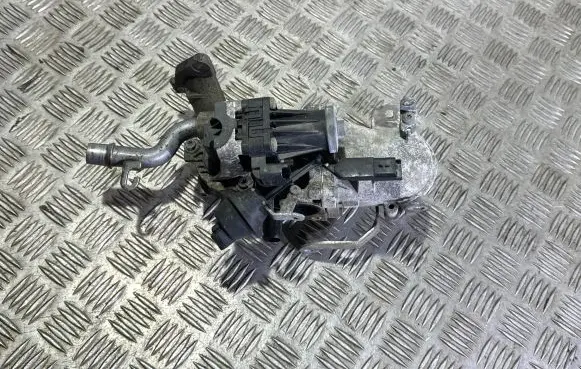 Ford Focus EGR valve 70215615 9671187780