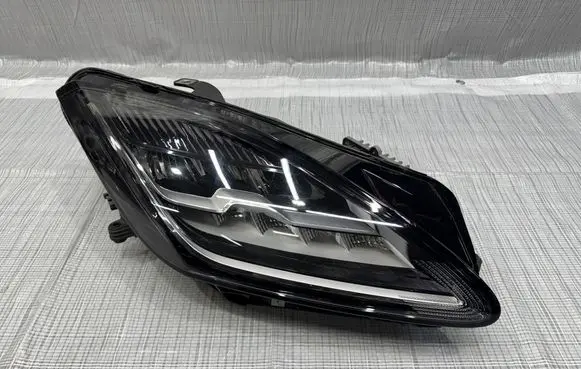 Jaguar E-Pace Headlight/headlamp