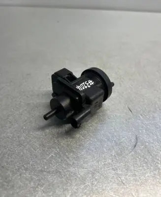 Mercedes-Benz ML W163 Turbo solenoid valve A0005450427