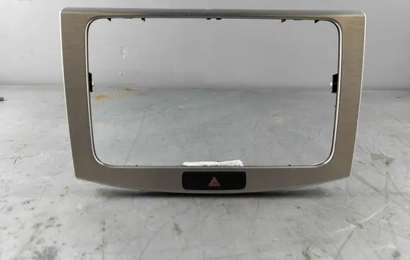 Volkswagen PASSAT CC Radio/GPS head unit trim 3AA858069CPD4