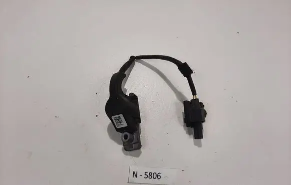 Volvo V40 Airbag deployment crash/impact sensor 31305432