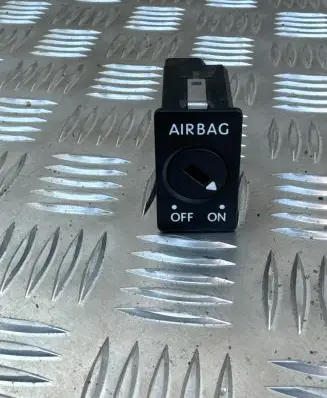 Seat Altea XL Passenger airbag on/off switch 5P0919237B