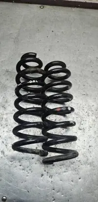 Mercedes-Benz C W205 Rear coil spring