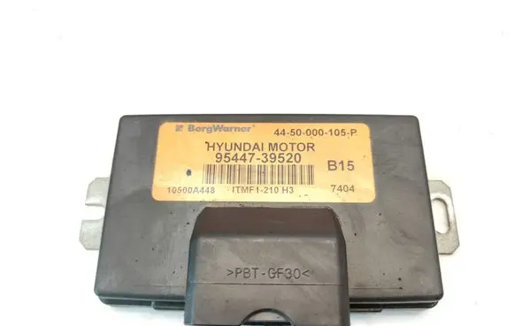 Hyundai Santa Fe Transfer box differential control unit 9544739520 4450000105P