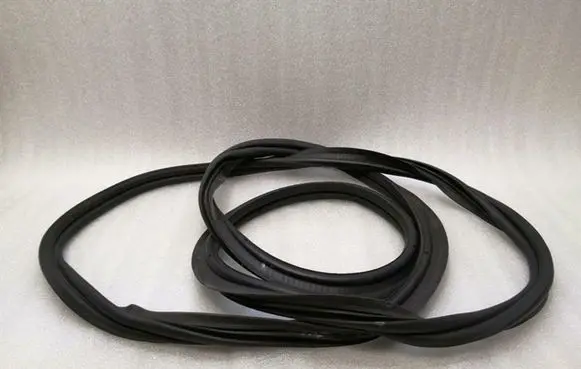 Mercedes-Benz GLE (W166 - C292) Trunk rubber seal (body) A2927400900