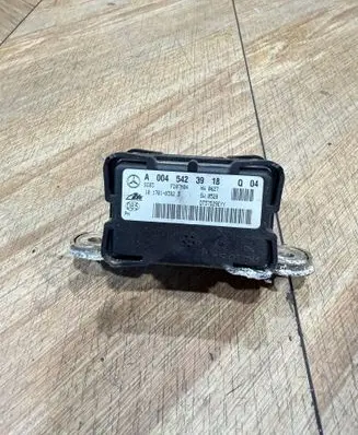 Mercedes-Benz E W211 ESP acceleration yaw rate sensor A0045423918 DT37D29EYY 10170103823