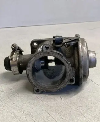 BMW 5 E60 E61 EGR valve 7791480