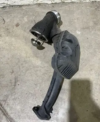 Intake resonator