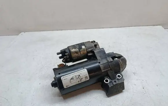 BMW 3 F30 F35 F31 Starter motor 8570238 12418570238
